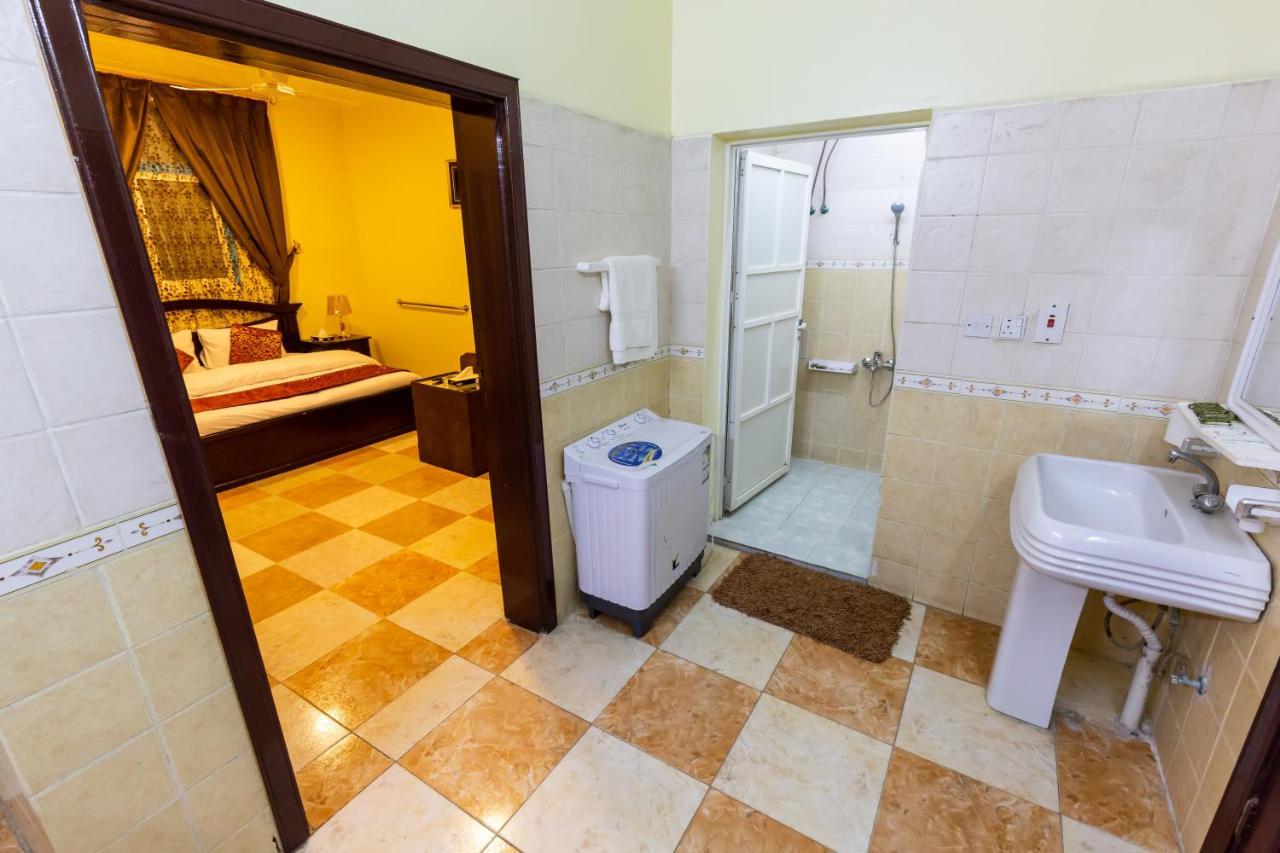 Al Eairy Furnished Apartments - Al Bahah 3 מראה חיצוני תמונה
