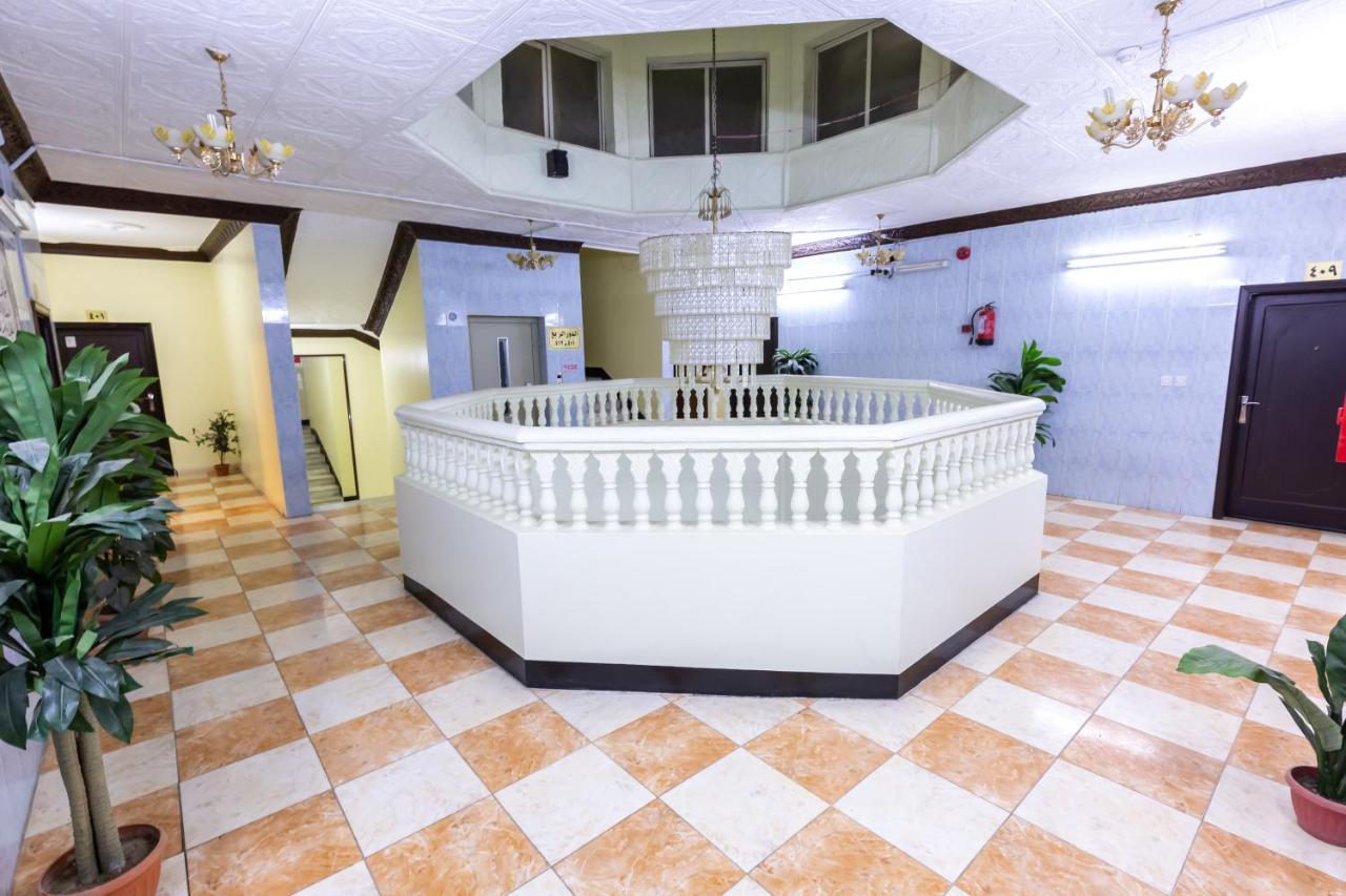Al Eairy Furnished Apartments - Al Bahah 3 מראה חיצוני תמונה