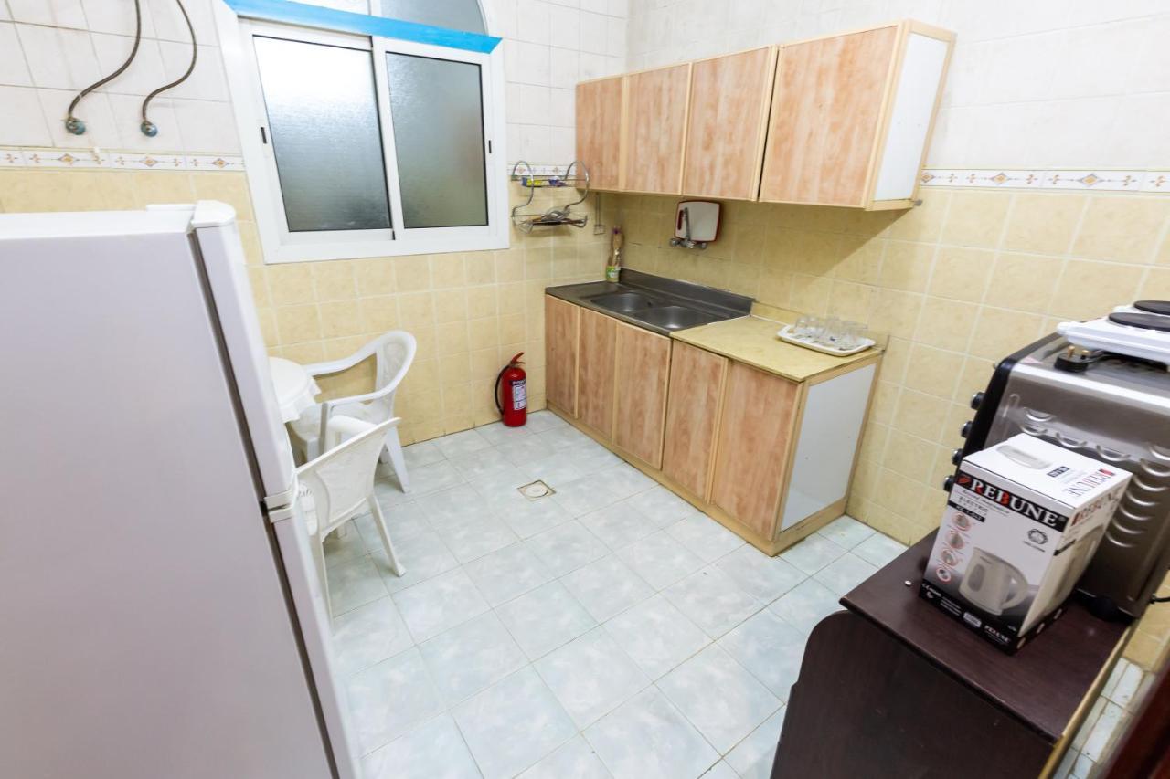 Al Eairy Furnished Apartments - Al Bahah 3 מראה חיצוני תמונה